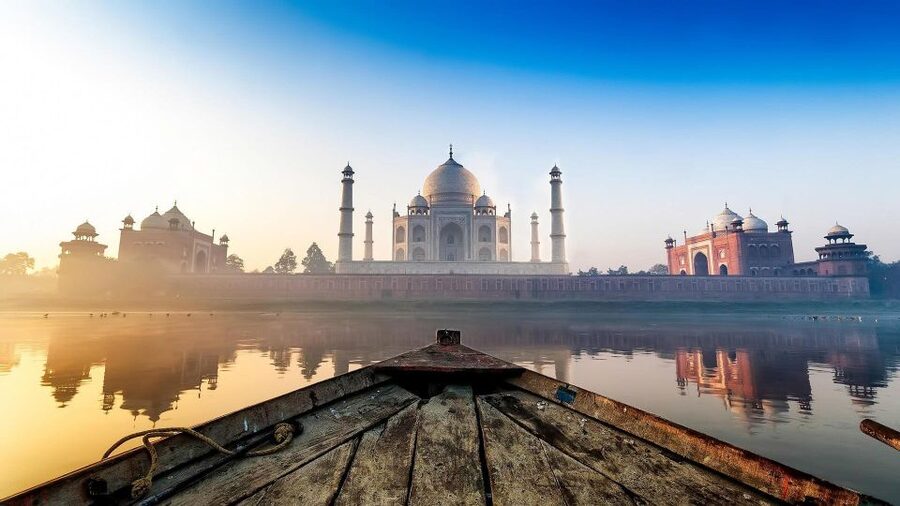 3-Day Golden Triangle Trip from Delhi with Luxury Hotels - Fatehpur Sikri: a road-stop that earns its place