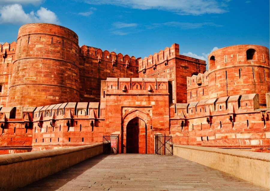 Agra: Agra Fort Skip-the-line ticket with Full Guided Tour - Agra Fort skip-the-line entry: saving time for the right light