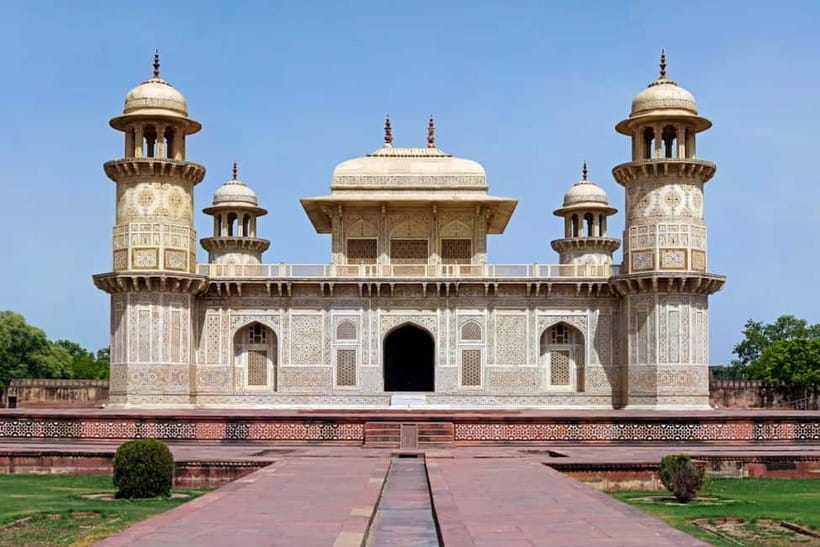 Agra: Baby Taj and Mehtab Bagh Sunset Viewpoint Tour - Mehtab Bagh: the Taj Mahal view that feels more like a breather