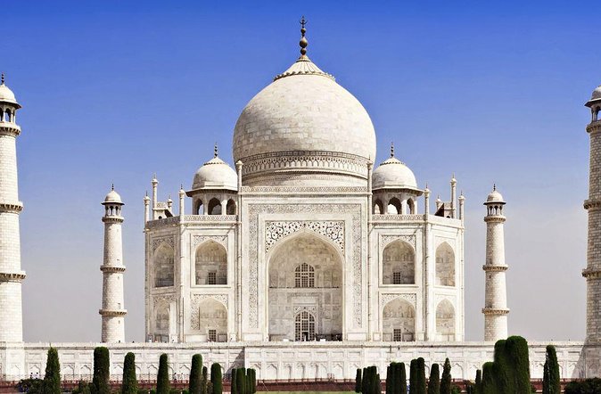 Agra City Tour From Sunrise to Sunset - The 6 a.m. Taj Mahal visit: what you do before the day gets loud