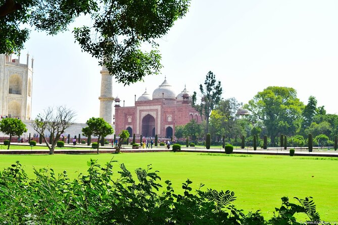 Agra: Create Your Own Itinerary - Private Tour & Transfer - Jama Masjid: Mughal architecture with a cultural beat