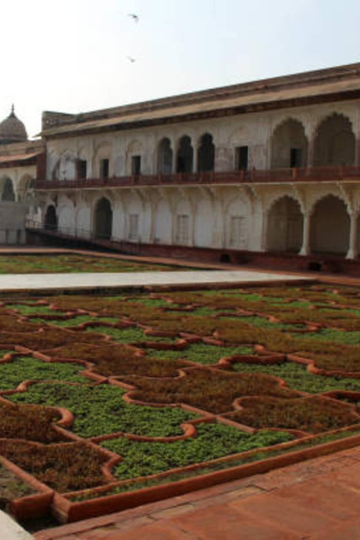 Agra fort, Baby Taj & Mehtab Bagh Express Ticket With Option - Your Guide and Driver: The Real Quality Add-On