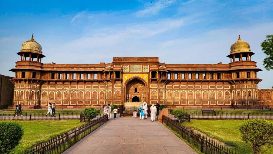Agra Fort: Guided UNESCO Heritage Walking Tour - The Court in Stone: Diwan-i-Am, Diwan-i-Khas, and Jahangiri Mahal