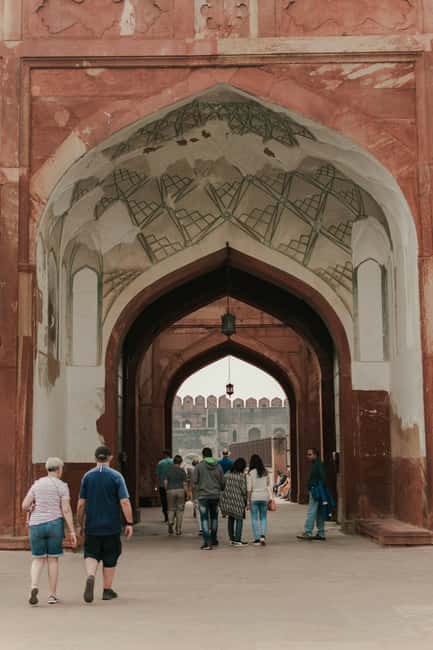 Agra Fort: Guided UNESCO Heritage Walking Tour - Price and Time: Why Around $6 Can Be Excellent Value