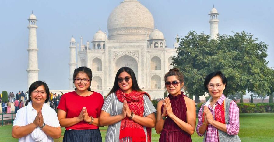 Agra: Private Taj Mahal and Agra Fort Tour with Hotel Pickup - A 5-hour plan that centers the Taj Mahal and Agra Fort