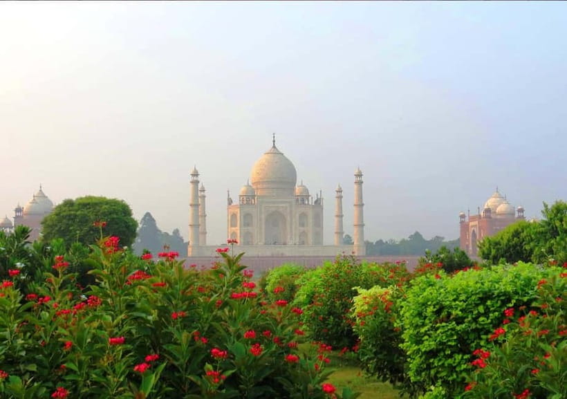 Agra: Private Tour Guide in Agra full-day - Taj Mahal with a live guide: pacing, photos, and the architecture story