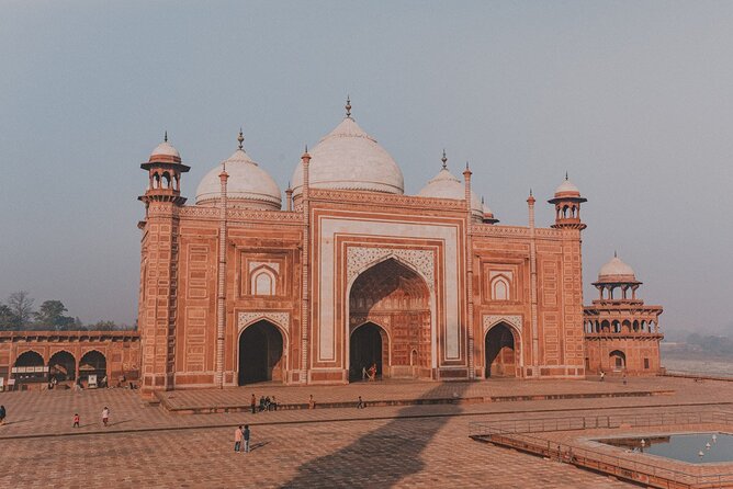 Agra: Skip The Line Sunrise Taj Mahal Private Guided Day Trip - Price and value: what $15 really means on a private day trip