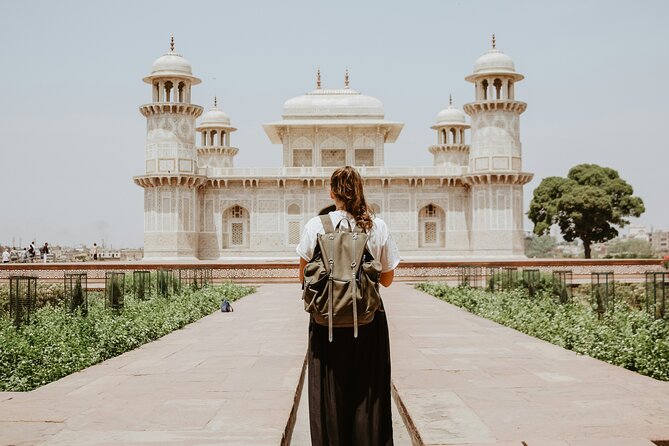 Agra: Skip the Line Taj Mahal and Agra Fort Private Day Tour - Agra Fort: Red Sandstone, Palaces, Mosques, and Wide Views