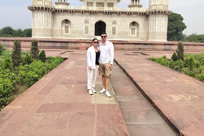 Agra: Skip the Line Taj Mahal and Agra Fort Private Day Tour - What to Bring and How to Prepare for a Smooth Day