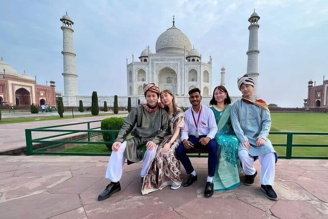 Agra: Skip-the-Line Taj Mahal and Agra Fort Tour - All Inclusive - Key highlights at a glance
