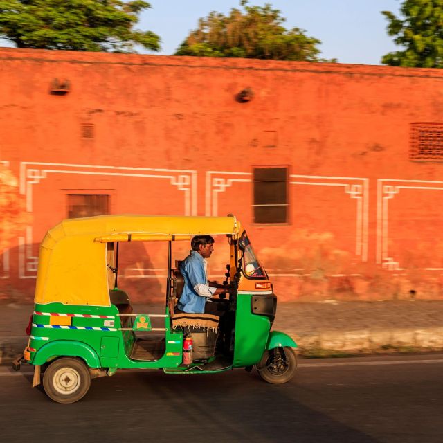 Agra: Skip The Line Taj Mahal Tour With Optional Tuk Tuk - Optional Tuk Tuk: Convenience for Pickup, Drop-Off, and Less Hassle
