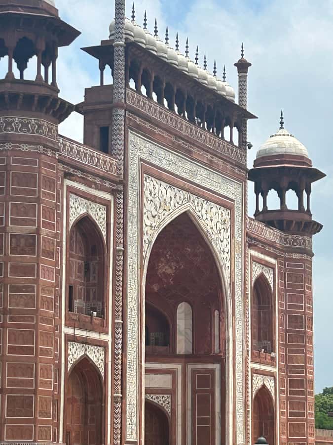 Agra : Skip the line tour for Taj Mahal, Agra fort - Sunrise Taj Mahal at 5:30 a.m.: Pink light, Makrana marble, and fewer headaches