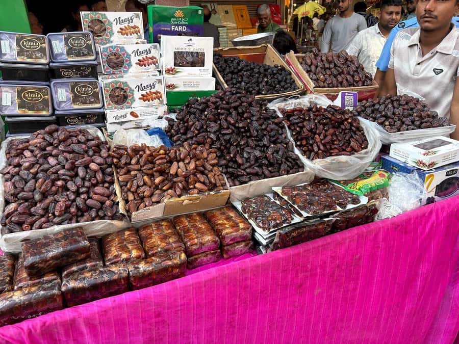 Agra: Street Food Tour with Spice Market on Tuk-Tuk Ride - Jalebi, petha, samosa-chutney combos: how the sweets fit the tour