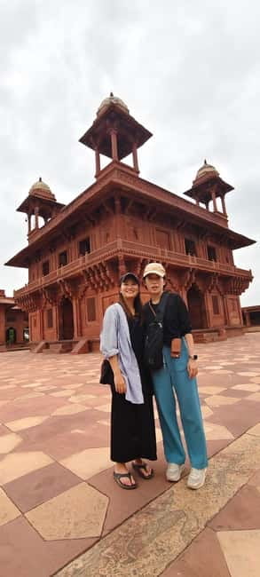 Agra: Taj Mahal, Agra Fort & Fatehpur Sikri Guided Tour - A One-Day Mughal Hit: Taj, Fort, and Fatehpur Sikri Without the Guesswork