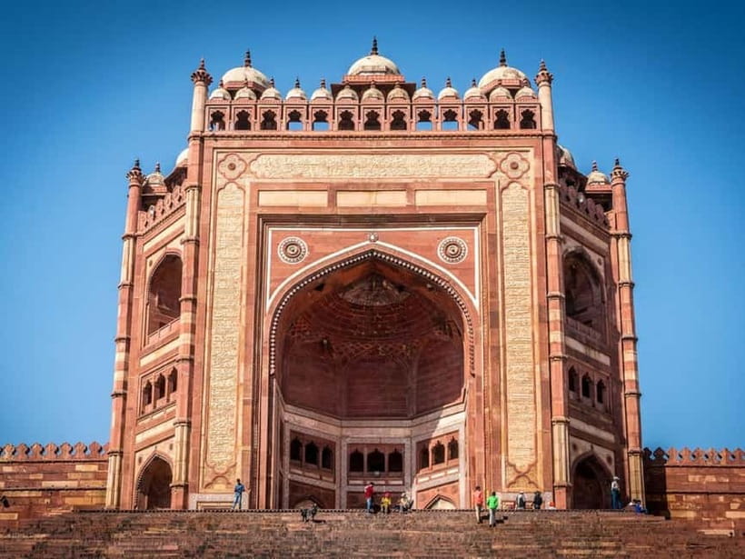 Agra: Taj Mahal, Agra Fort & Fatehpur Sikri Guided Tour - What the Day Costs: Value at $17, Plus the Things That Depend on Your Option