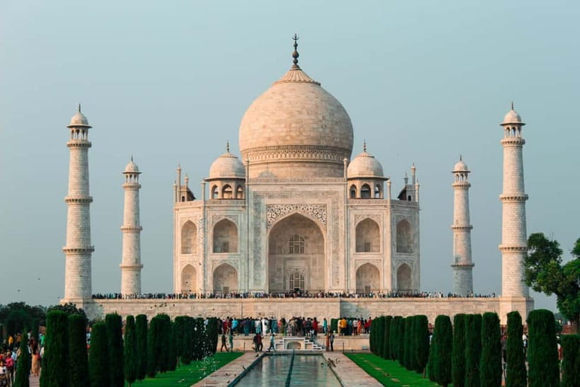 Agra: Taj Mahal & Agra Fort Private Tour - Entering the Taj Mahal with express access and a real explanation