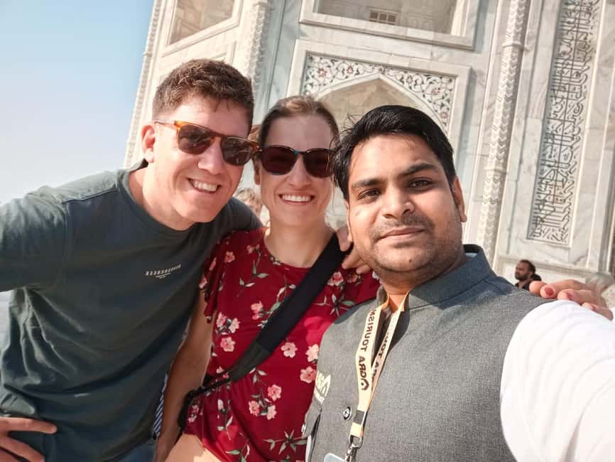 Agra: Taj Mahal & Agra Fort Skip-the-Line Private Tour - Door-to-door comfort from Agra or Delhi NCR