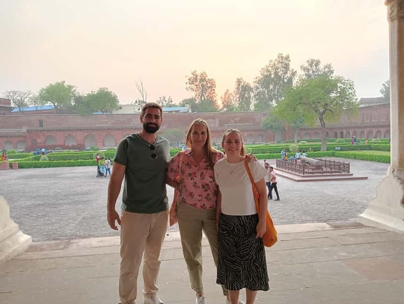 Agra: Taj Mahal and Agra Fort Private Tour with Lunch - Value Check: Why a $14 Private Tour Can Make Sense