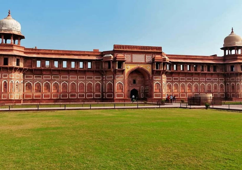 Agra: Taj Mahal and Agra Fort Private Tour with Lunch - The Private Car and Door-to-Door Logistics That Save Energy