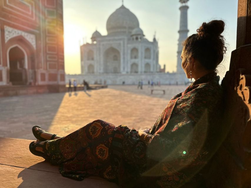 Agra: Taj Mahal and Mausoleum Guided Tour with Skip-the-Line - Your Private Guide: What Makes the Taj Mahal Visit Click