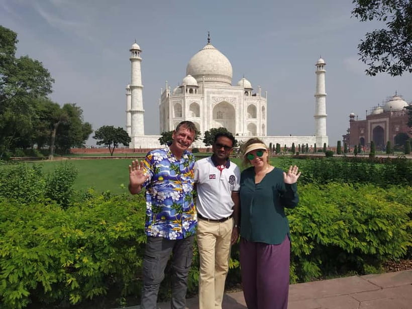 Agra: Taj Mahal and Mausoleum Guided Tour with Skip-the-Line - How the Skip-the-Line Entrance Really Saves Your Morning