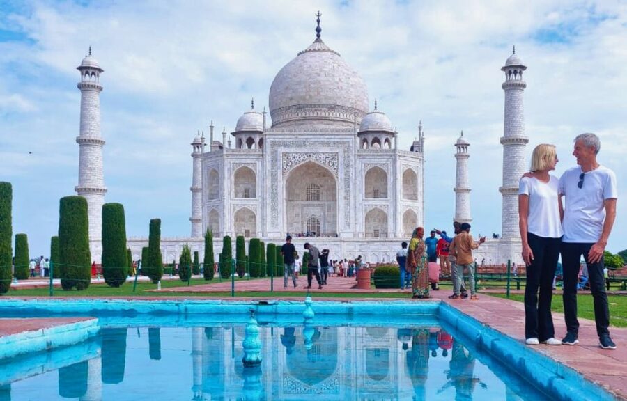 Agra: Taj Mahal and Mausoleum Tour with Skip-the-Line Entry - The truth about shopping stops: what to expect without losing your day