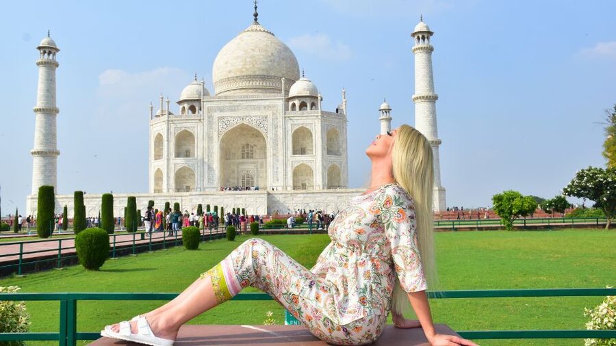 Agra: Taj Mahal Private Tour with Agra Fort & Fatehpur Sikri - Accessibility and what you need to carry