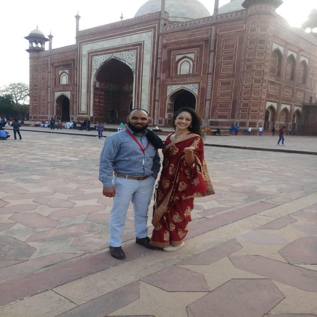 Agra: Taj Mahal Skip-The-Line, Agra Fort & Baby Taj Tour - Taj Mahal: Express Entry, Shoe Covers, and Friday Planning