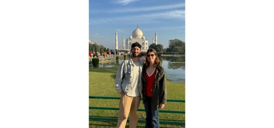Agra:Taj Mahal Skip-The-Line Guided Tour with Breakfast - Your Guided Walk Through the Taj Complex in About 3 Hours