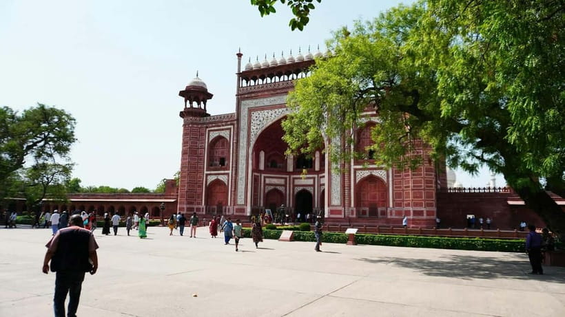 Agra: Taj Mahal Sunrise Tour with Elephant Sanctuary - Who this tour suits best (and who should skip it)