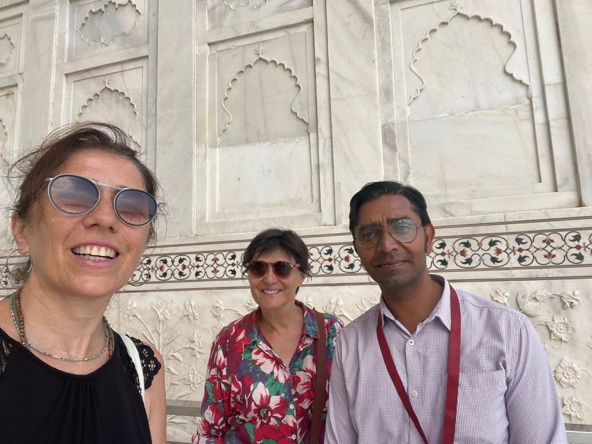 Agra: Tajmahal and Agra fort Entry tickets with Tour Guide - What you get: skip-the-line tickets for Taj Mahal and Agra Fort