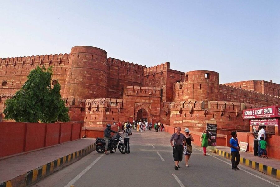 Agra: Tajmahal and Agra fort Entry tickets with Tour Guide - Meet at Taj Mahal East Gate and plan for security screening