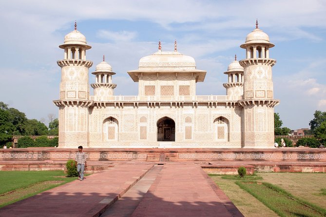 Approved Tour Guide in Agra for Full Day Sightseeing - A Guided Agra Day: Why This 5-Hour Plan Works