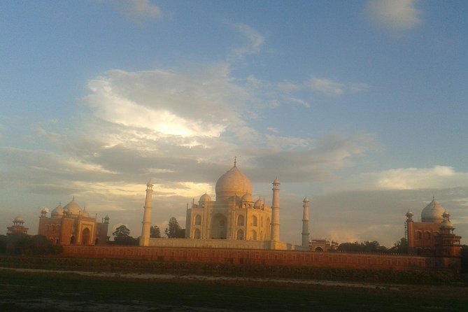 Behind the Taj Mahal with Sunrise or Sunset view by Tuk Tuk Ride - Stop 2 across the Yamuna: reflections, Agra Fort views, and flood-plain perspective