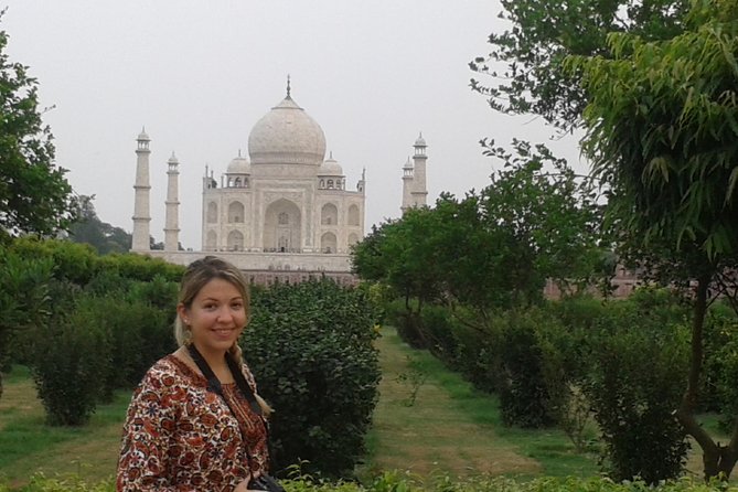 Behind the Taj Mahal with Sunrise or Sunset view by Tuk Tuk Ride - Stop 3: drop-off that keeps your evening or morning usable