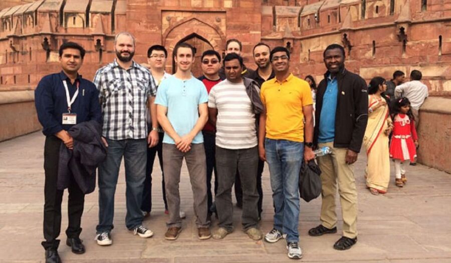 Book Govt. Approved Tour Guide For Taj Mahal & Fort - Guide Quality: Why Names Like Wahid, Riyaz, and Iqbal Matter