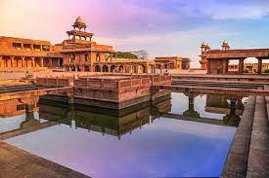 Book Official Tour Guide for Fatehpur Sikri. - Fatehpur Sikri in 2 hours: why this site feels different
