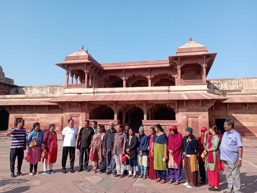 Book Official Tour Guide for Fatehpur Sikri. - Salim Chishti’s shrine and Qawwali-style music: a moment you’ll feel