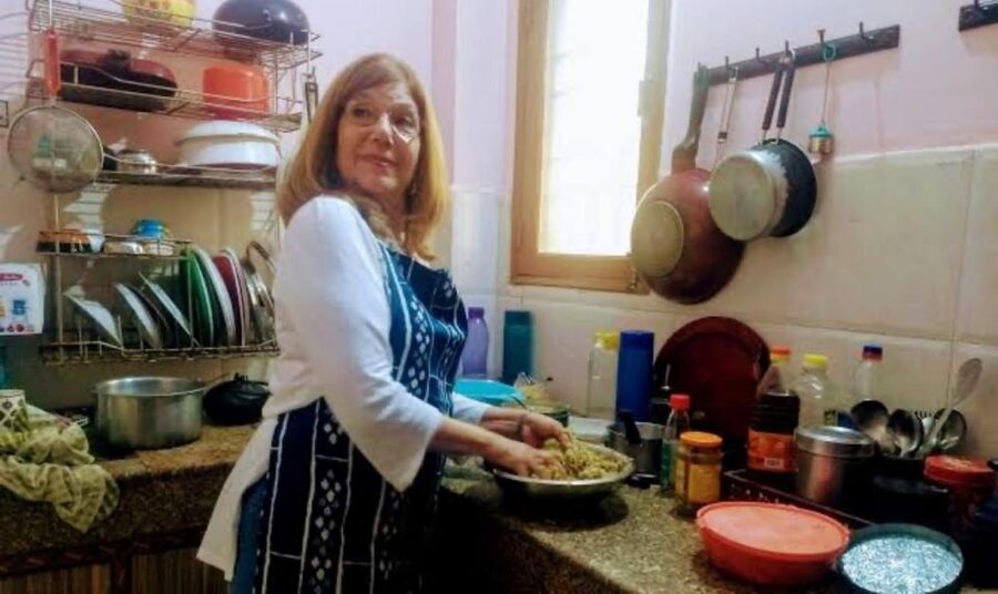 Cooking class with taj - Henna Class and How to Wear a Sari