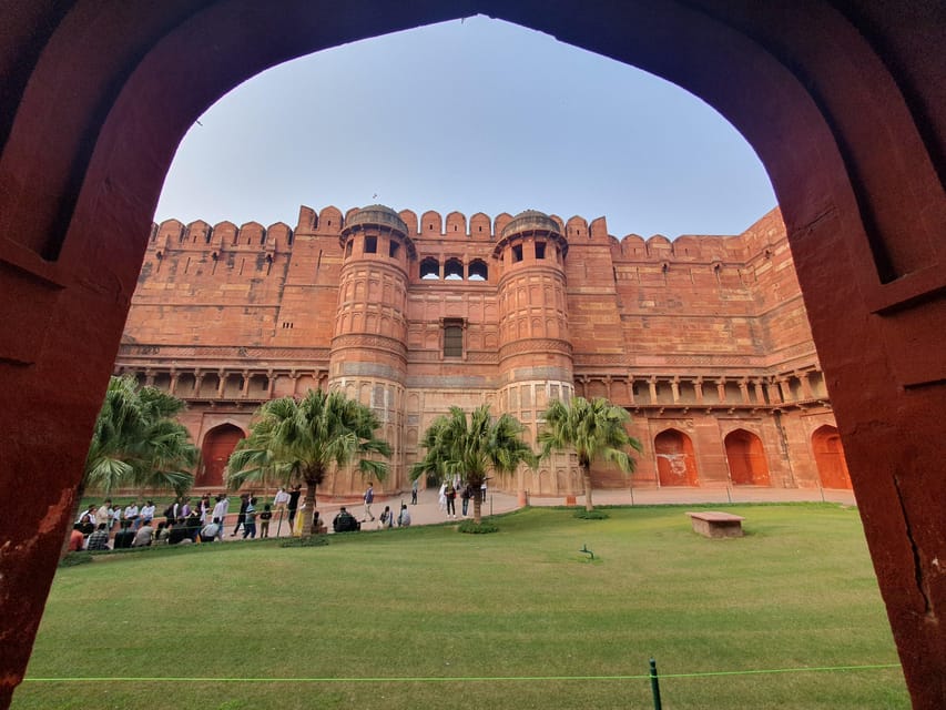 Delhi: Sunrise Taj Mahal & Elephant SOS Tour with Transfers - Driving Delhi–Agra with a private AC car (the comfort you’re paying for)