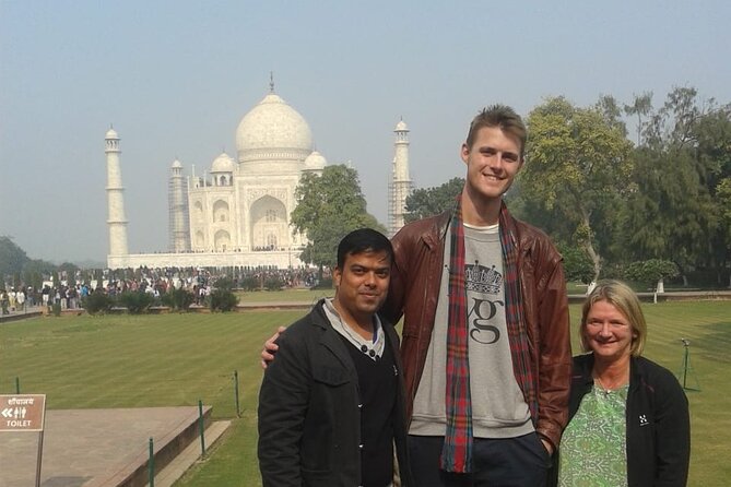 Exclusive Full-Day Tour of Taj Mahal and Agra Fort Agra City - The value of A/C transport plus pickup and drop-off
