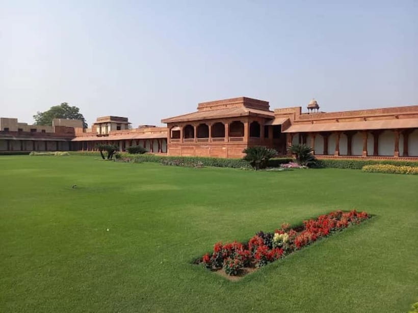 From Agra: Fatehpur Sikri Guided Tour - Value check: why $4.39 can be a smart UNESCO use of time