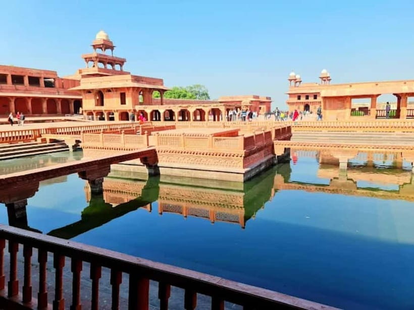From Agra: Fatehpur Sikri Guided Tour - Getting the story right: how guides like Hasan and Abdul make it click