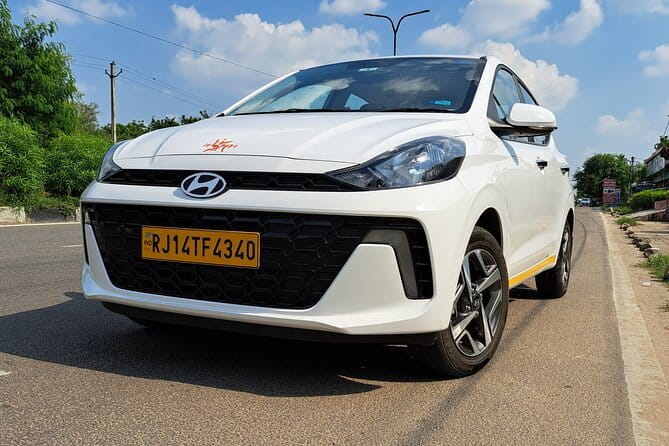 From Agra: Private one way Transfers Cab To Delhi drop - Drop-off in New Delhi, Gurgaon, or Noida: choose the address you actually need