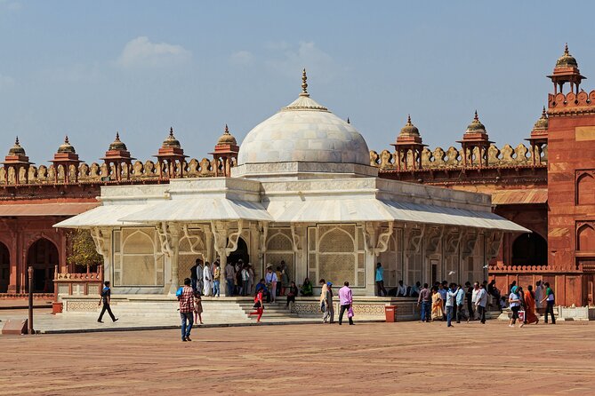 From Agra: Skip-the-Line Taj Mahal & Agra Fort Private Day Tour - Tickets, lunch, and the real meaning of the low price