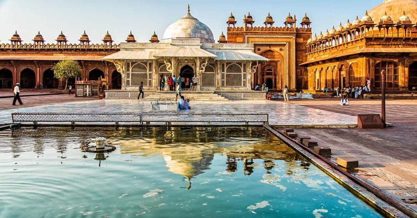 From Agra: Taj Mahal, Fatehpur Sikri & Bird Safari Tour - Lunch in Agra: recharge without derailing the day