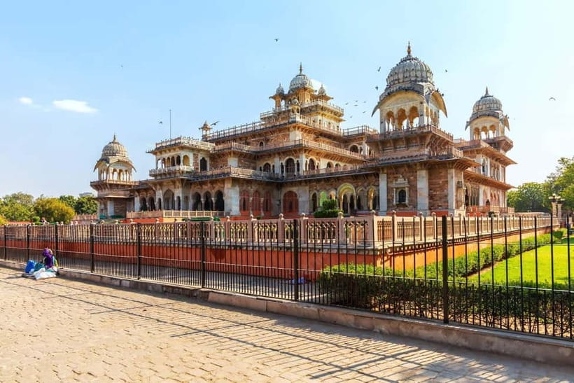From Delhi: 2-Days Golden Triangle Tour to Agra and Jaipur - Amer Fort and the big views: where your time pays off