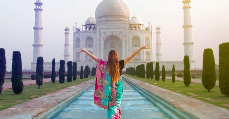 From Delhi/Agra: Taj Mahal Tour with Rental Saree Experience - Saree and Kurta Rental: Wearing the Taj, Not Just Visiting It
