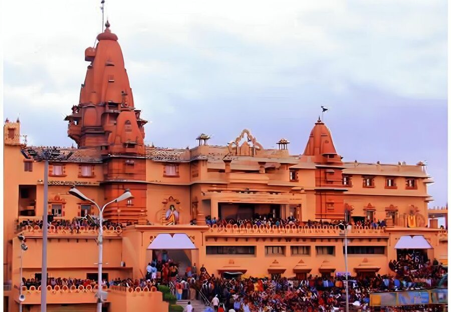 From Delhi: Private 1-day Mathura and Vrindavan Tour by Car - Practical Tips That Make Temple Visits Easier