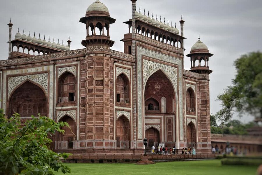 From Delhi: Private 2-Day Golden Triangle Luxury Tour - Jaipur photo stops that actually add up